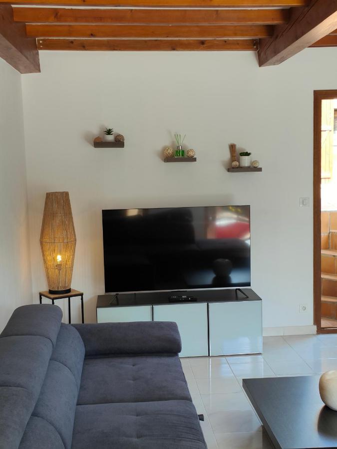 Gite Boutx 6 Personnes Avec Deux Lits Doubles Et 1 Canape Lit Exterior foto