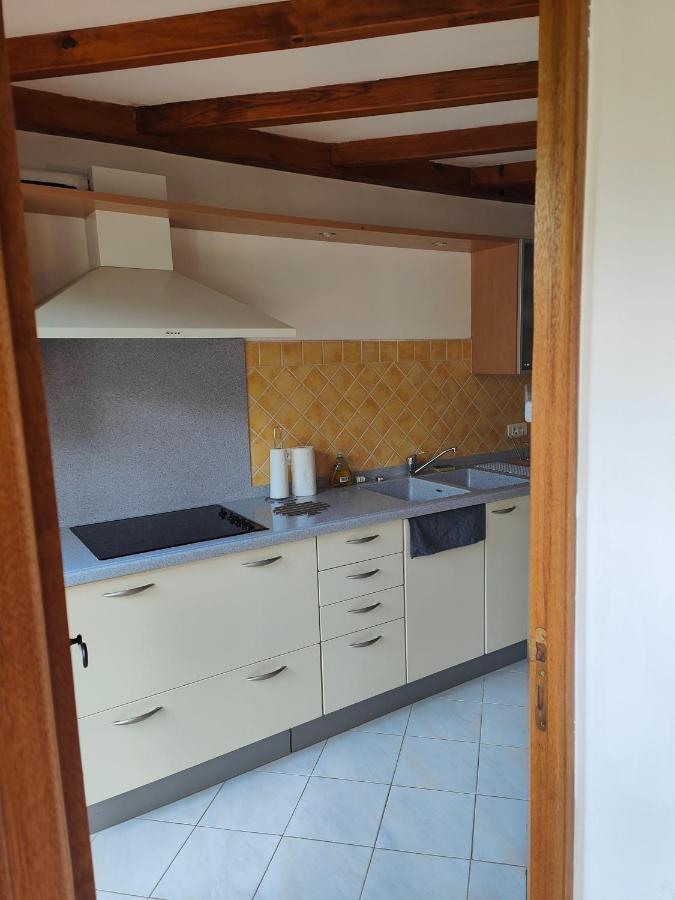Gite Boutx 6 Personnes Avec Deux Lits Doubles Et 1 Canape Lit Exterior foto